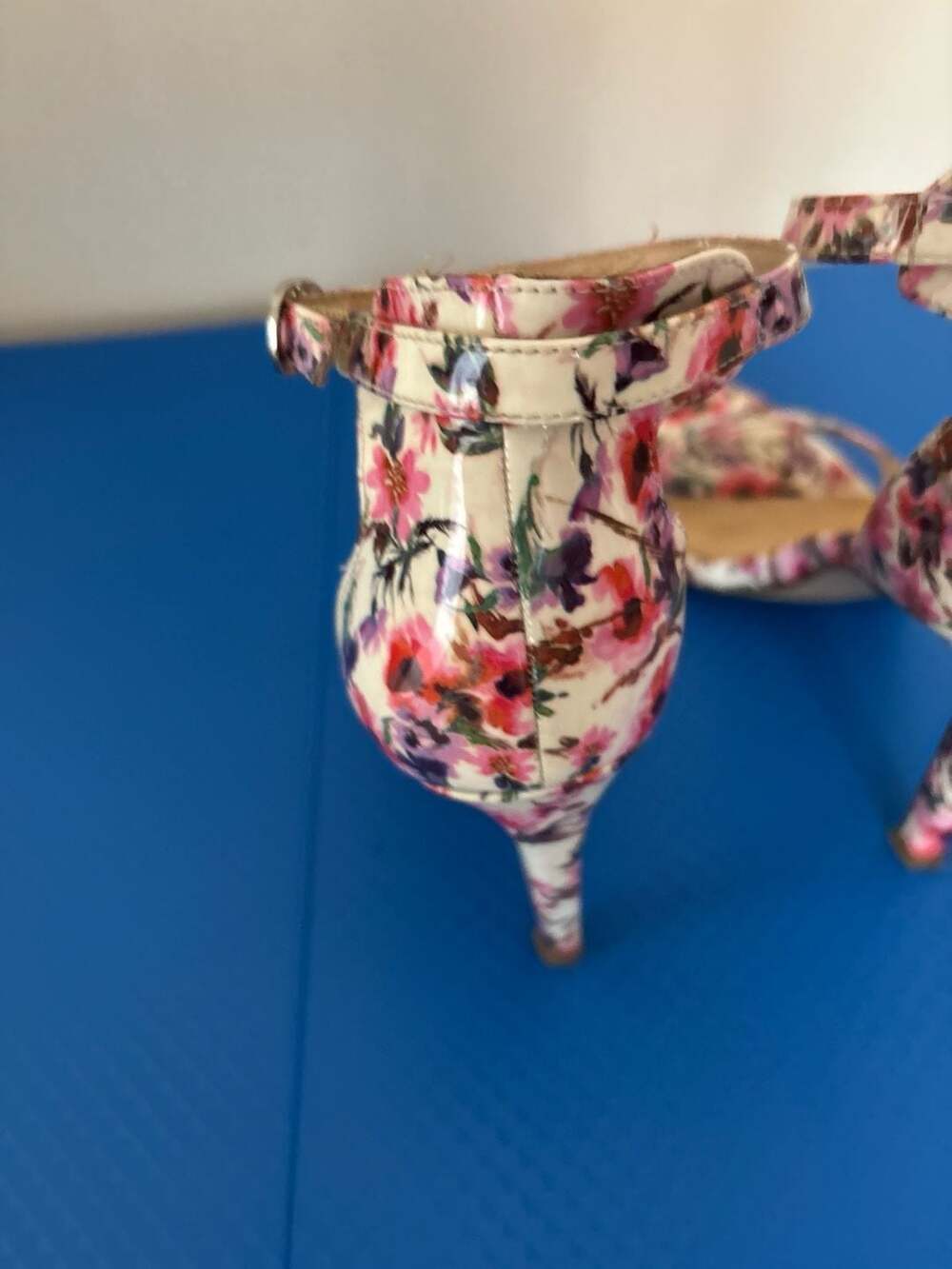 Xappeal Angelina Floral Ankle Strap Heeled Sandals Size 9.5 - Picture 11 of 11